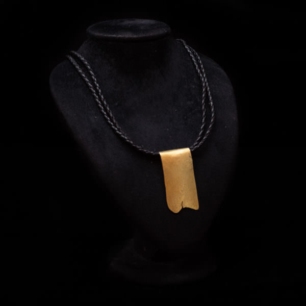 collana oro placca
