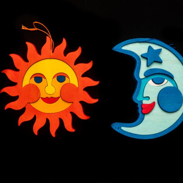sole e luna in legno signor blum